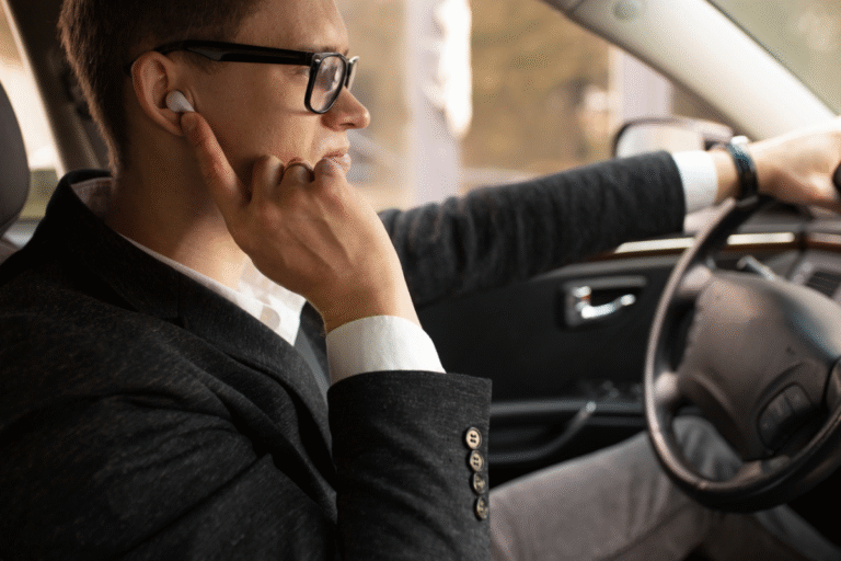 is it illegal to drive with headphones