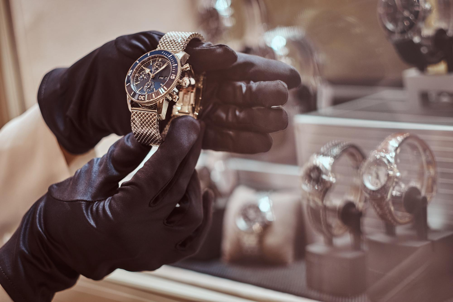 what are the diamonds on the patek